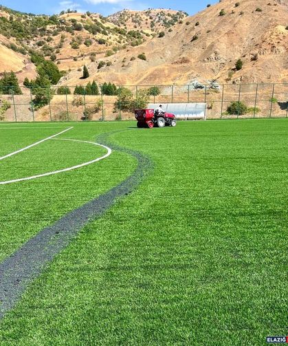 Sezon Öncesi Elazığ’daki Futbol Sahaları Yenilendi