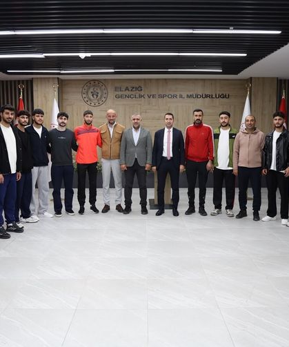 GSK Erkek Voleybol Takımı, İl Müdürü Eren Tarafından Kabul Edildi