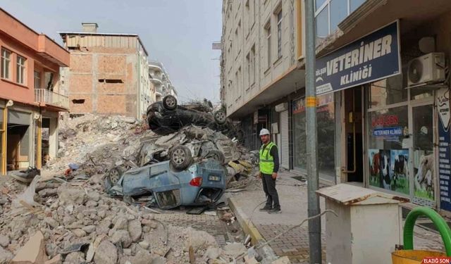 Bayburt Üniversitesi deprem bölgesindeki hasar tespit çalışmalarında aktif rol alıyor