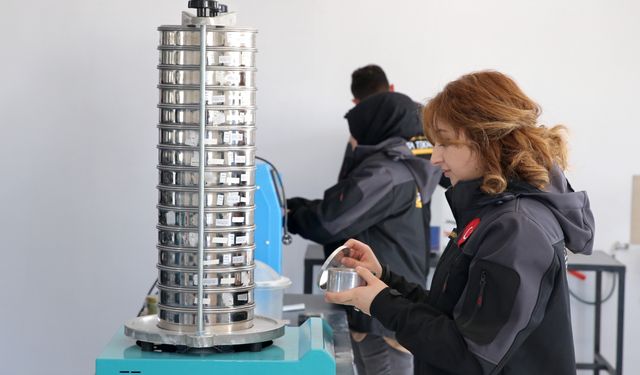 Fay hattı üzerindeki Erzurum'da kurulan merkezin verileriyle sağlam binalar oluşturulacak