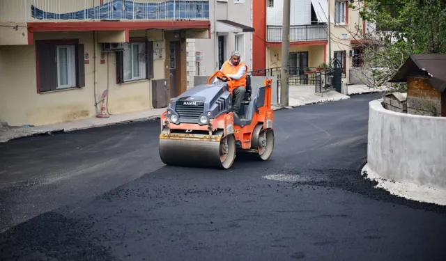 İzmir Bornova'da Kavaklıdere’ye asfalt hamlesi
