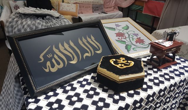 Bingöl'de Halk Eğitimi Merkezi Yıl Sonu Sergisi açıldı