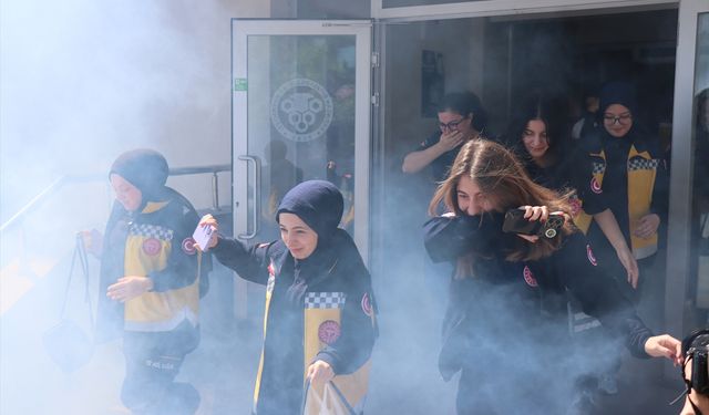 Erzincan’da arama kurtarma ekipleriyle "KBRN ve yangın tatbikatı" yapıldı