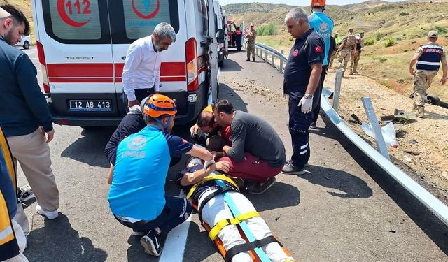 Bingöl’de iki ayrı kaza: 8 yaralı