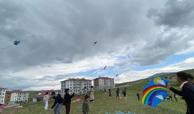 Tutak'ta bahar şenliği yapıldı