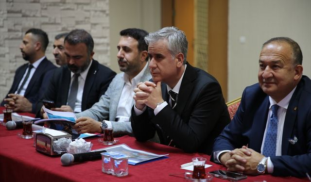 AK Parti Genel Başkan Yardımcısı Yalçın, Bitlis'te STK temsilcileriyle buluştu: