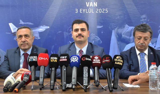 AK Parti Genel Sekreteri İnan, Van'da 'Türkiye Yüzyılı Buluşmaları' programında konuştu: