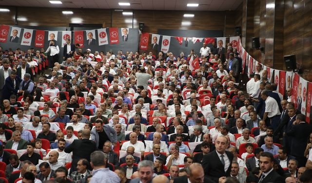 MHP'nin 'Terörsüz Türkiye için Milli Birlik ve Dayanışma Buluşmaları' Van'da düzenlendi