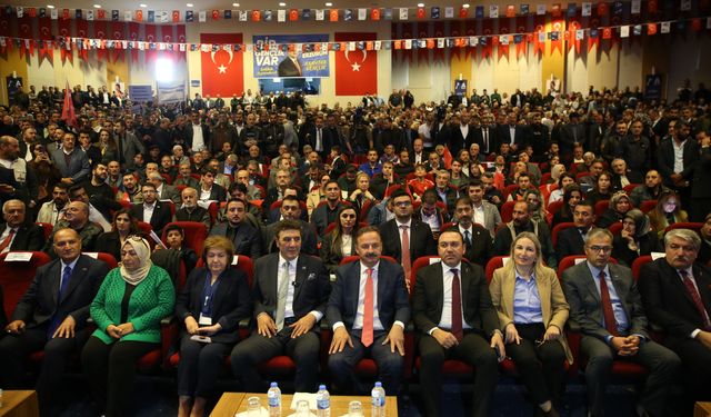 Anahtar Parti Genel Başkanı Ağıralioğlu Erzurum'da programlara katıldı