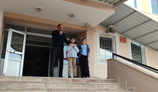 Erzincan'da ilkokul öğrencilerinin çevre duyarlılığı güvenlik kamerasında