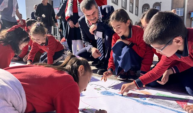 Milli Eğitim Bakanı Tekin, Erzurum'da 'Filistin Farkındalık Etkinlikleri'nde konuştu: