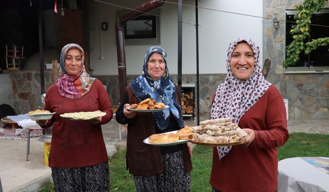'Pekmezli yufka' güç birliği yapan köy kadınlarının geçim kaynağı oldu