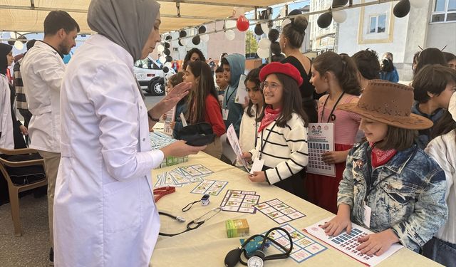 Yüksekova'da 'Sağlıklı Çocuk, Sağlıklı Gelecek' etkinliği düzenlendi