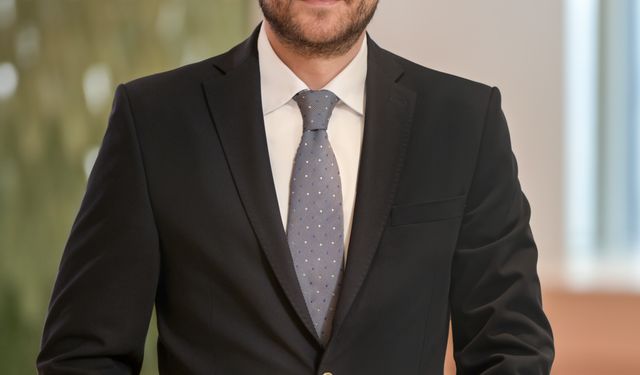 Akbank 'Ödeme Tarihini Değiştirme' özelliğini hayata geçirdi