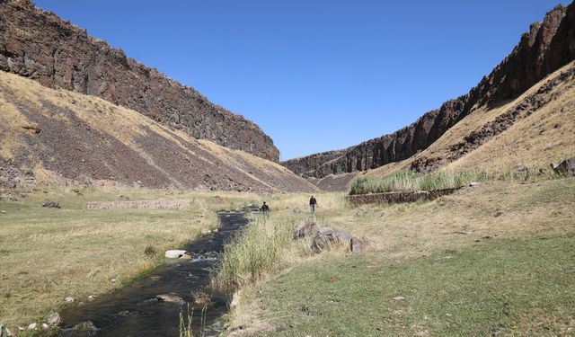 Başkale'de Değirmen Kanyonu keşfedilmeyi bekliyor