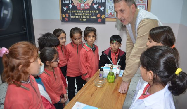 Bulanık'ta öğrenciler sağlıklı yaşam konusunda bilgilendirildi