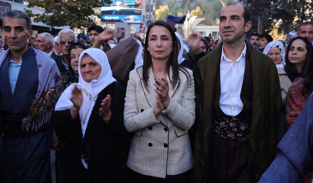 DEM Parti Eş Genel Başkanı Hatimoğulları, Hakkari'de partisinin il binasını açtı