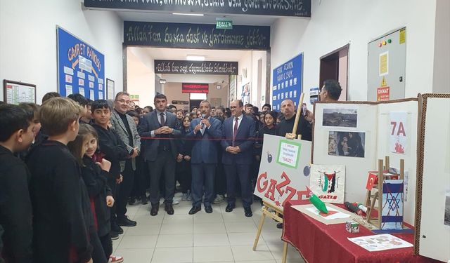 Erzurum'da ortaokul öğrencileri 'Gazze farkındalığı' oluşturmak için sergi açtı