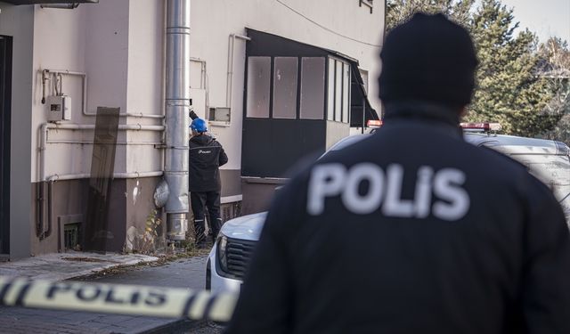 GÜNCELLEME - Erzurum'da iki katlı evde patlama meydana geldi, 1 kişi yaralandı