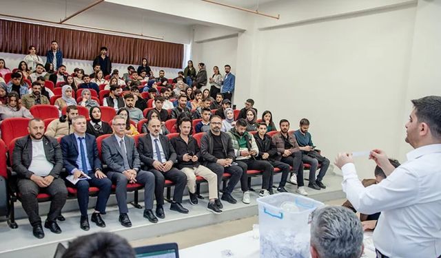 Hakkari'de 385 üniversite öğrencisi İŞKUR Gençlik Programı'ndan faydalanacak