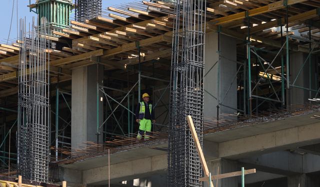 Hakkari'de sismik izolatörlerin kullanıldığı 100'er yataklı iki hastane inşa ediliyor