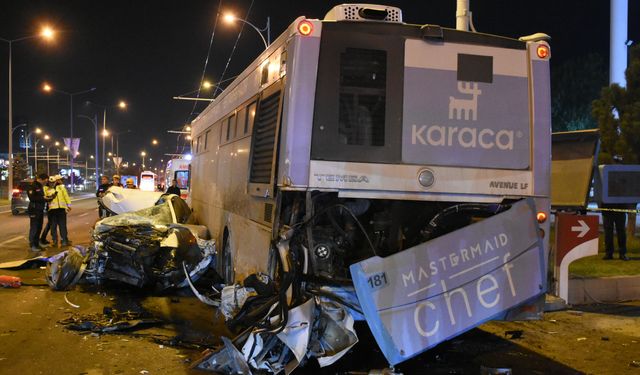 Malatya'da zincirleme trafik kazasında 2 kişi öldü, 3 kişi yaralandı