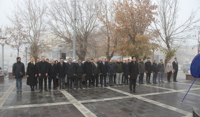 Malazgirt'te 24 Kasım Öğretmenler Günü kutlandı