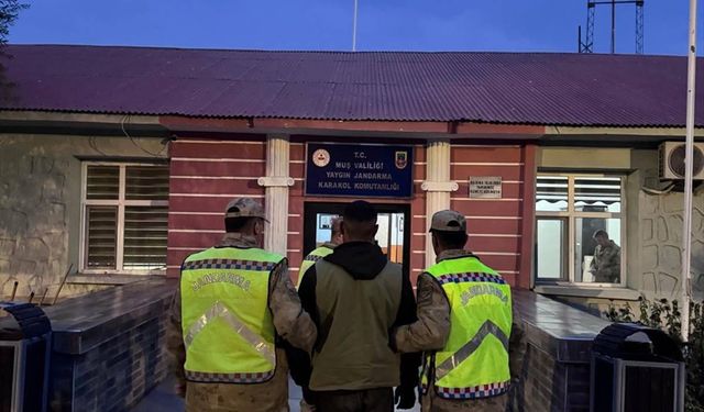 Muş'ta bir eve ateş açan 2 şüpheli yakalandı
