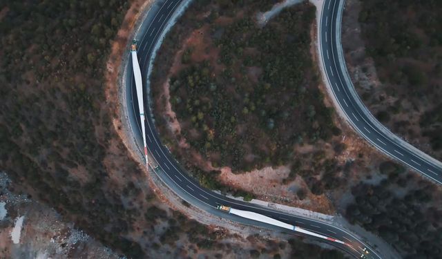 Türkiye'nin en büyük rüzgar türbini Çerkeş'te devreye alındı