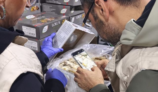 Van'da faaliyet gösteren işletmede 2 ton bozuk gıda ele geçirildi