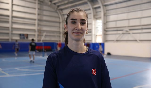 Avrupa şampiyonu milli badmintoncu Zehra Erdem gelecekten umutlu: