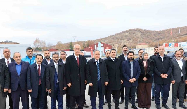 Bingöl’e 5 yeni ambulans ve 2 UMKE aracı tahsis edildi