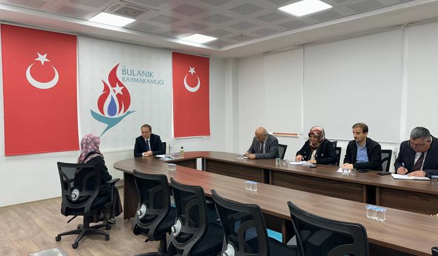 Bulanık Kaymakamı Koşansu, vatandaşlarla bir araya geldi