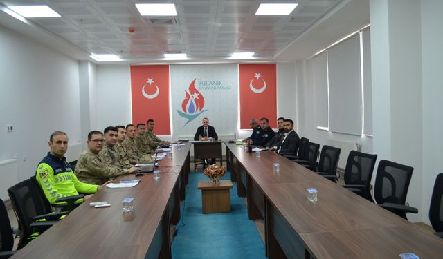Bulanık'ta Güvenlik ve Asayiş Toplantısı yapıldı