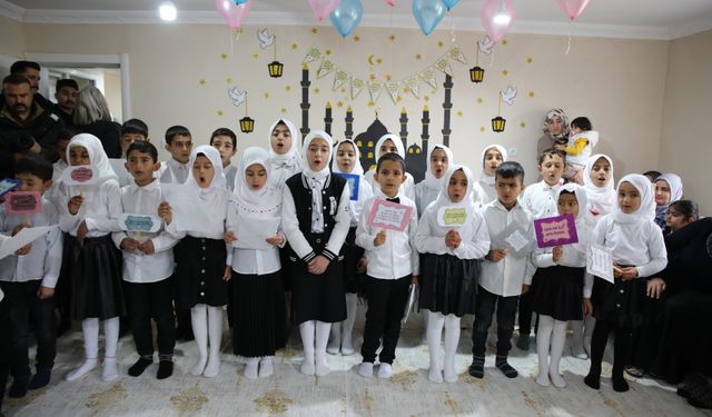 Erciş'te minik öğrencilerin Kur'an-ı Kerim heyecanı