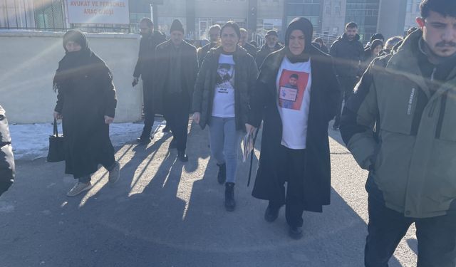 Kars'ta 6 yaşındaki çocuğun maganda kurşunuyla ölümüne ilişkin 5 sanığın yargılanmasına devam edildi