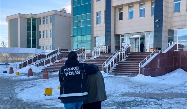 Kars'ta aracında uyuşturucu ele geçirilen şüpheli tutuklandı