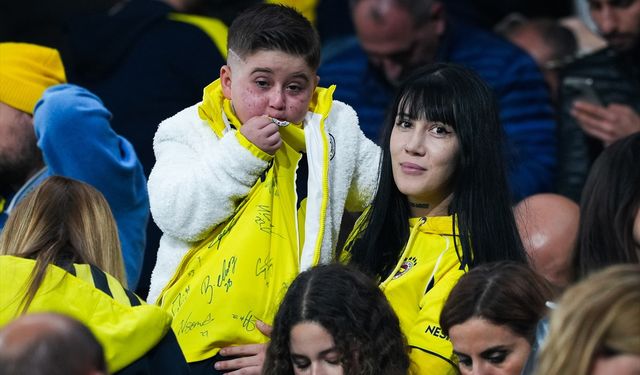 Lösemi hastası küçük Fenerbahçe taraftarının derbi izleme hayali gerçek oldu