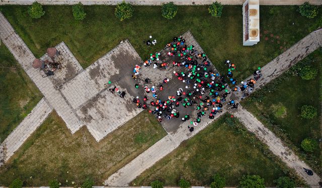 Malatya'da Gazze, Sudan ve Doğu Türkistan'daki ihtiyaç sahipleri için kermes düzenlendi