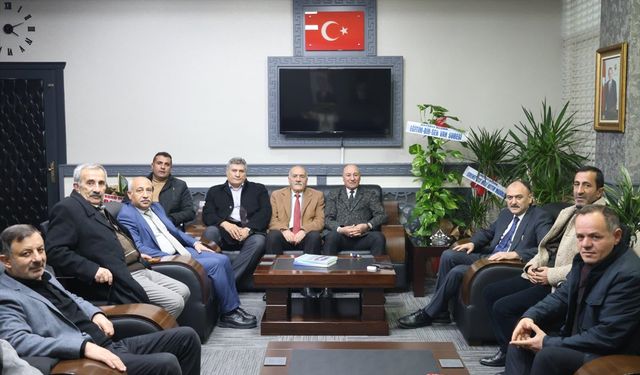 MHP Van il teşkilatından İl Milli Eğitim Müdürü Çandıroğlu'na ziyaret