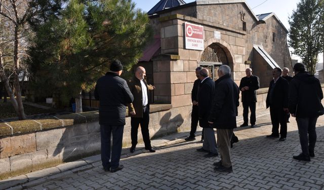 Muş Müze Müdürü Gürler, Bulanık'ta tarihi mekanları inceledi