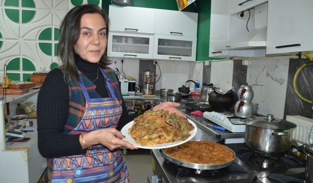 Muş'ta kadın girişimci, kurduğu işletmede yöresel yemekler hazırlıyor