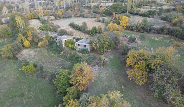 Şırnak'ın Uludere ilçesindeki sonbahar renkleri dronla görüntülendi