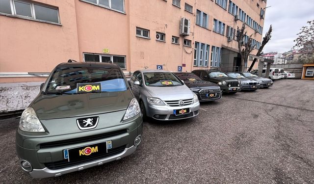 Tunceli'de yasal sürede ülkeden çıkışı yapılmayan 7 araca el konuldu