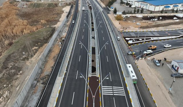 Van Çevre Yolu'nun 28 kilometrelik iki etabı açılıyor