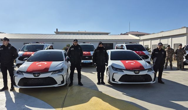 Van Emniyet Müdürlüğüne tahsis edilen araçlar törenle hizmete alındı