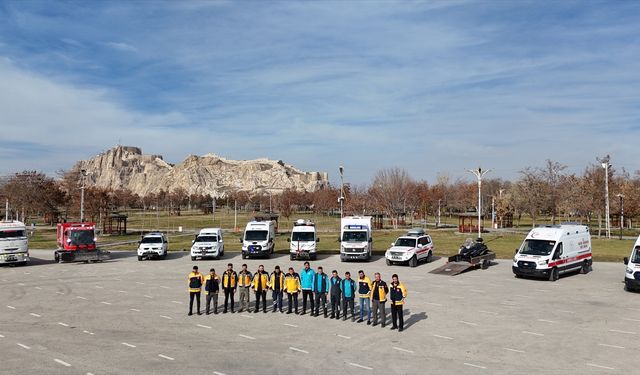 Van'da sağlık ekipleri çetin kış şartlarına hazır