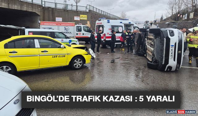 Bingöl’de Trafik Kazası : 5 Yaralı