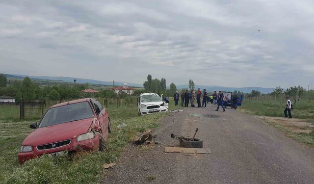 Bingöl'de trafik kazası: 2 yaralı