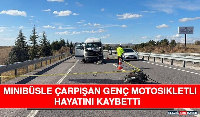 Minibüsle Çarpışan Genç Motosikletli Hayatını Kaybetti
